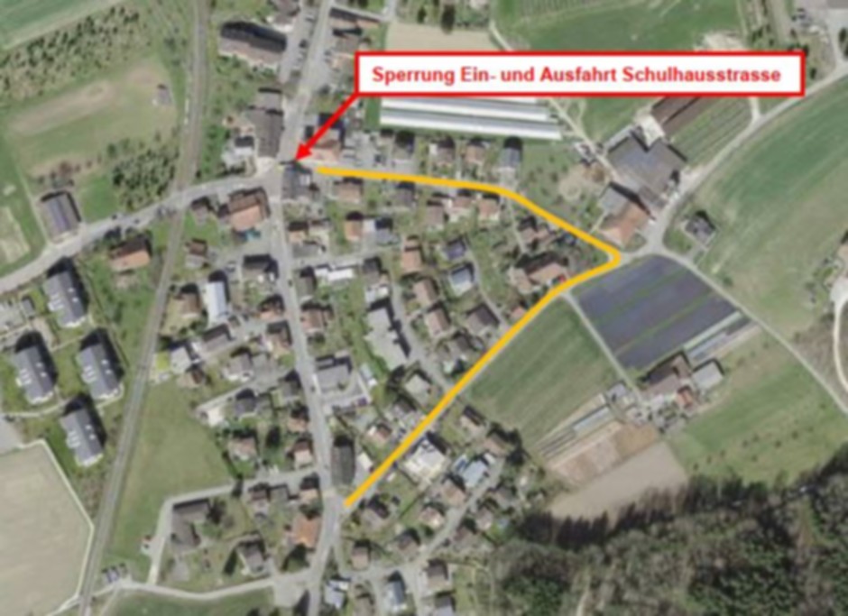 Sanierung Untere Hauptstrasse -Sperrung Schulhausstrasse.JPG